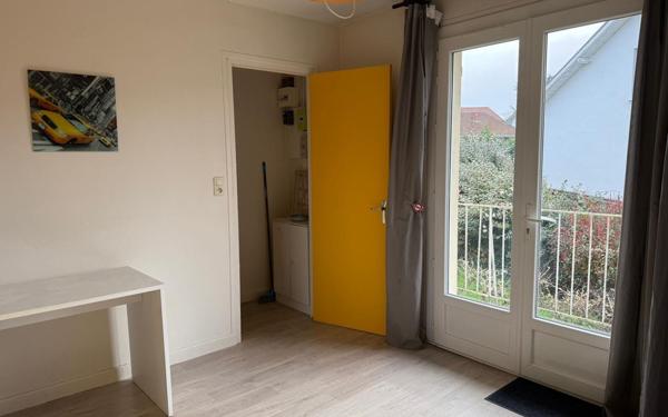 Appartement à louer    1 pièce •  Mont-de-Marsan