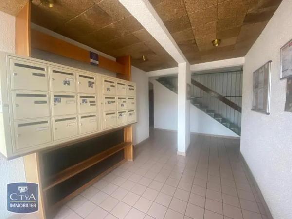 Appartement à louer 2 pièces 56.93m² Pont-de-Chéruy (38230)