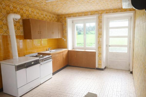 Longère de caractère à fort potentiel – Proche Mayenne