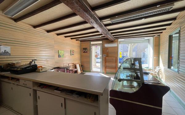 Maison à vendre    4 pièces •  Villemoustaussou