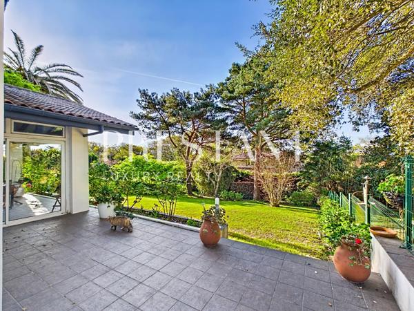 Au bord du lac Mouriscot, une maison de famille, BIARRITZ