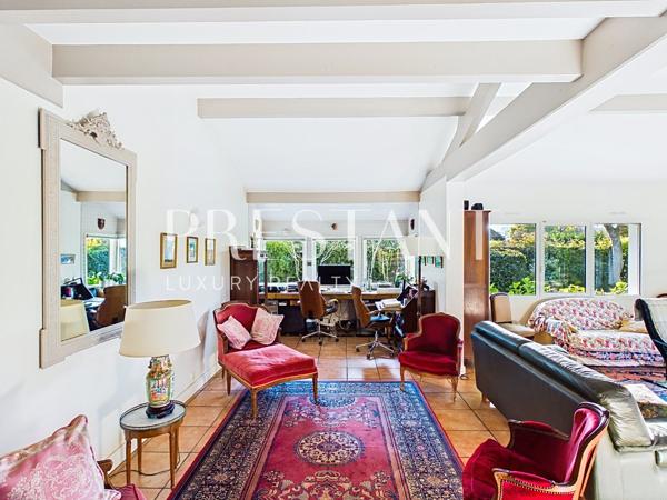 Au bord du lac Mouriscot, une maison de famille, BIARRITZ