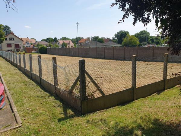 Lardy (91510) Terrain à bâtir de 600 m² à LARDY Bourg