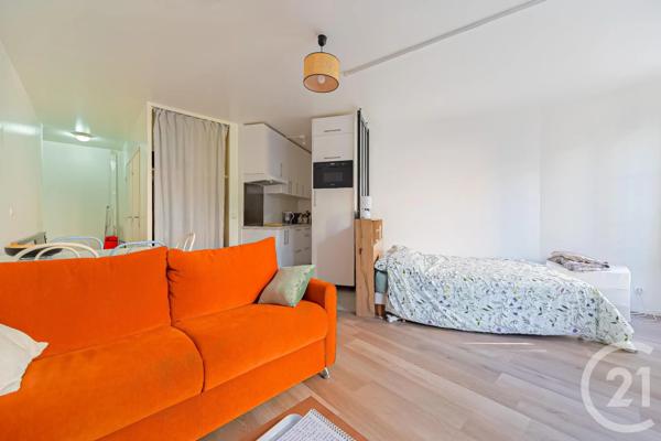 Appartement F2 à vendre  2 pièces - 33,59 m 2   PARIS  - 75020