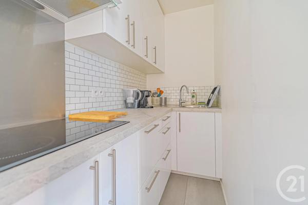 Appartement F2 à vendre  2 pièces - 33,59 m 2   PARIS  - 75020
