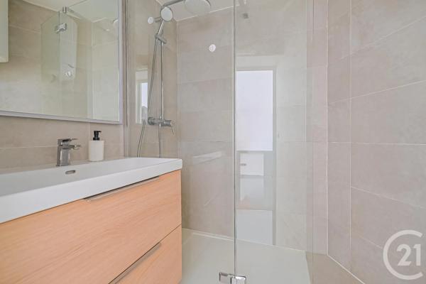 Appartement F2 à vendre  2 pièces - 33,59 m 2   PARIS  - 75020