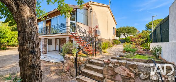 Maison à vendre 5 pièces 134 m² Saint-Raphaël