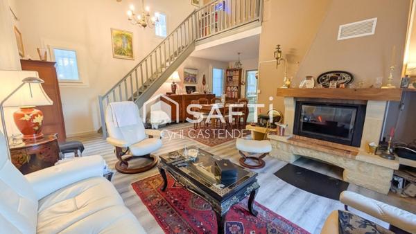 MAISON ATYPIQUE ENTIEREMENT RENOVEE AVEC DEPENDANCE