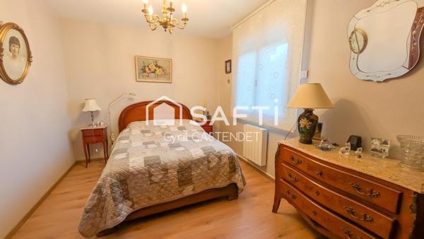 MAISON ATYPIQUE ENTIEREMENT RENOVEE AVEC DEPENDANCE