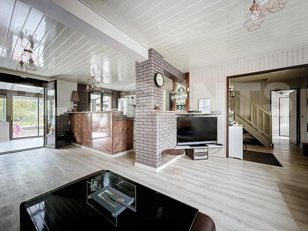 Coubron – Maison 148m2 habitable (180m2 au sol) – 5 Chambres – Véranda – Garage 