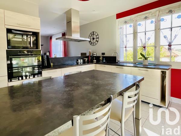 Maison à vendre 4 pièces 122 m² Le Palais-sur-Vienne