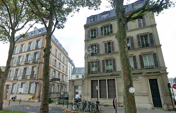 "Versailles Notre-Dame" Joli studio refait à neuf de 30m²" Loyer €895/mois charges comprises **  - Référence  23782