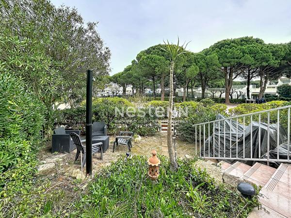 Port Camargue secteur Plage Sud - Appartement Type 3 cabine avec beau jardin terrasse et parking