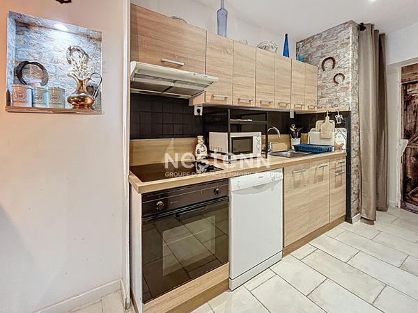 Port Camargue secteur Plage Sud - Appartement Type 3 cabine avec beau jardin terrasse et parking