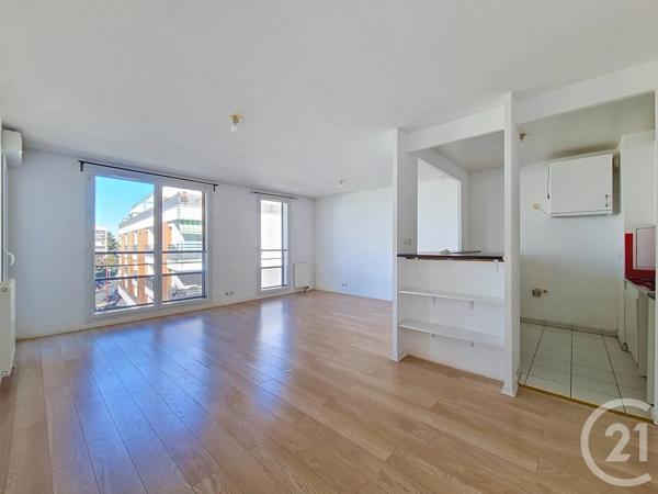 Appartement F3 à vendre  3 pièces - 60,25 m 2   FRESNES  - 94