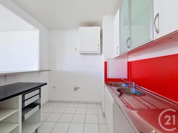 Appartement F3 à vendre  3 pièces - 60,25 m 2   FRESNES  - 94