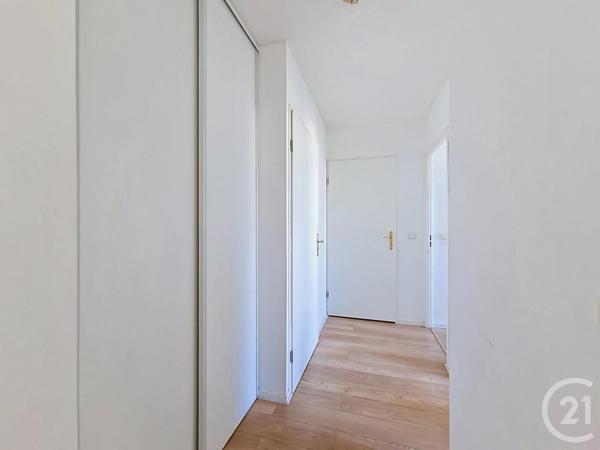 Appartement F3 à vendre  3 pièces - 60,25 m 2   FRESNES  - 94