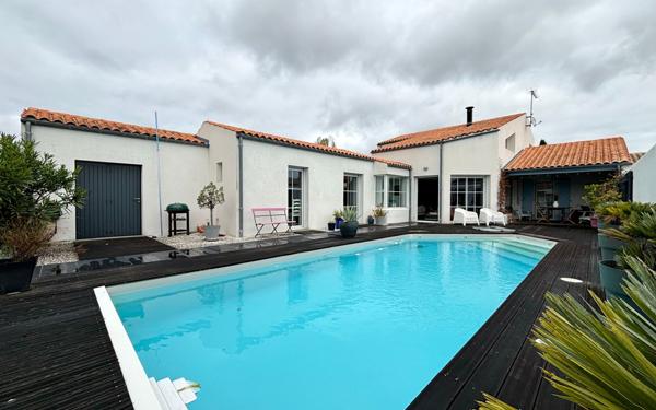 Maison à vendre    4 pièces •  Mornac-sur-Seudre