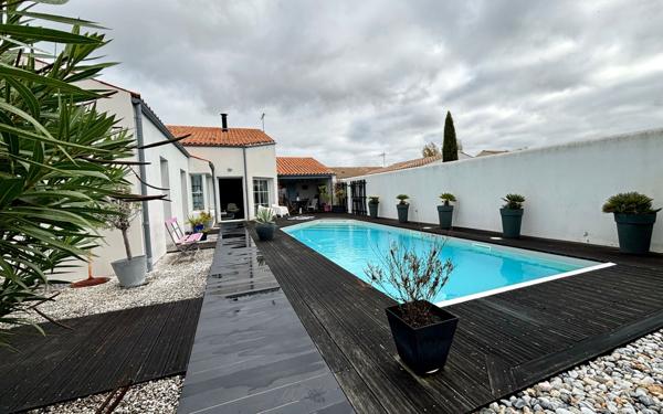 Maison à vendre    4 pièces •  Mornac-sur-Seudre