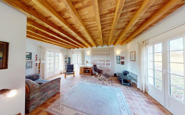 Maison à vendre    5 pièces • 122 m2 Montigny