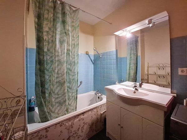 Appartement traversant et lumineux T4 de 80m²