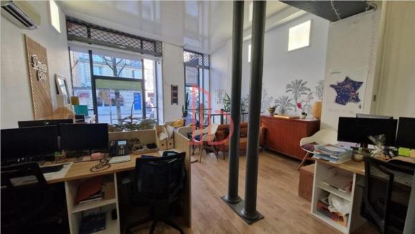 Bureau de 78 m² à louer à Bordeaux Saint-Michel - Victoire