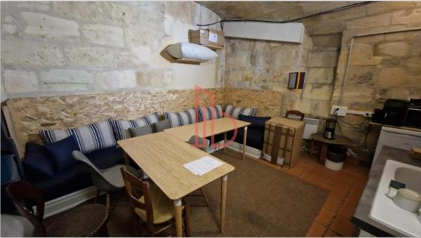 Bureau de 78 m² à louer à Bordeaux Saint-Michel - Victoire
