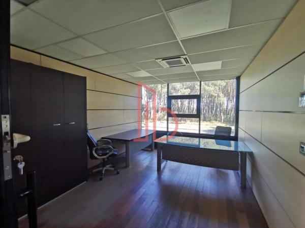 Bureau de 265 m² à louer à Bordeaux Lac - Bruges