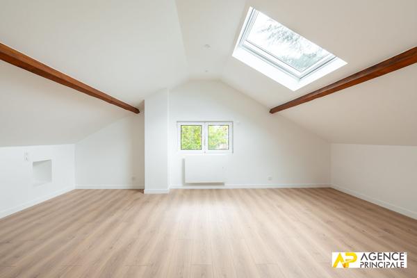 Maison 6 pièce(s) - 4 chambres - Beau jardin sans vis à vis 1 190 000 € - Référence  4657