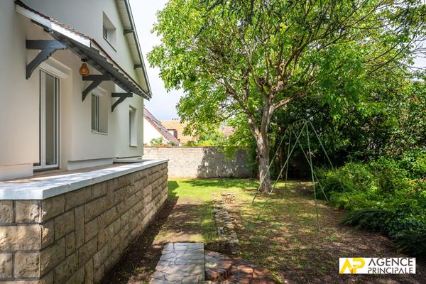 Maison 6 pièce(s) - 4 chambres - Beau jardin sans vis à vis 1 190 000 € - Référence  4657