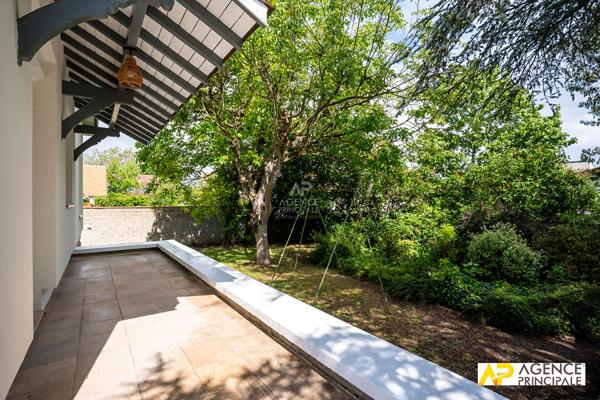 Maison 6 pièce(s) - 4 chambres - Beau jardin sans vis à vis 1 190 000 € - Référence  4657