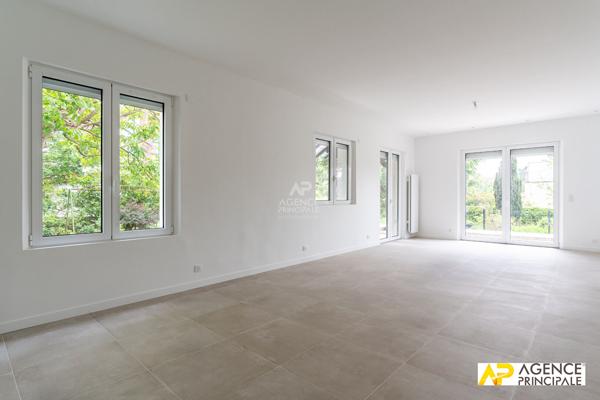 Maison 6 pièce(s) - 4 chambres - Beau jardin sans vis à vis 1 190 000 € - Référence  4657