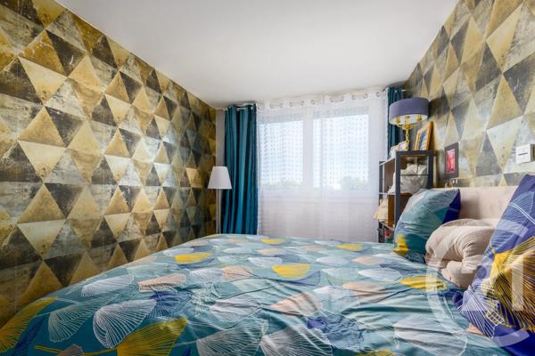 Appartement F4 à vendre  4 pièces - 79,15 m 2   CROSNE  - 91