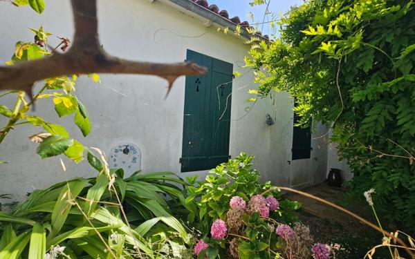 Maison à vendre    4 pièces •  Le Bois-Plage-en-Ré