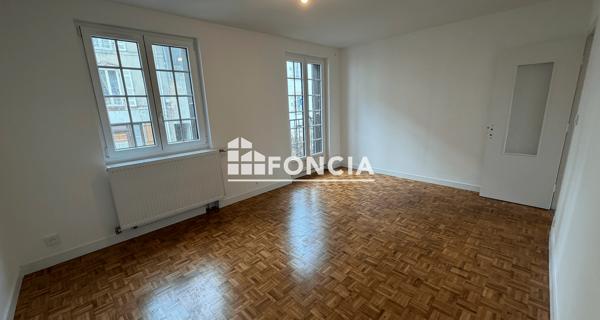 Location Appartement 3 pièces 59.91 m² - Douarnenez 29100