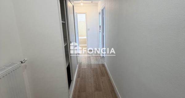Location Appartement 3 pièces 59.91 m² - Douarnenez 29100