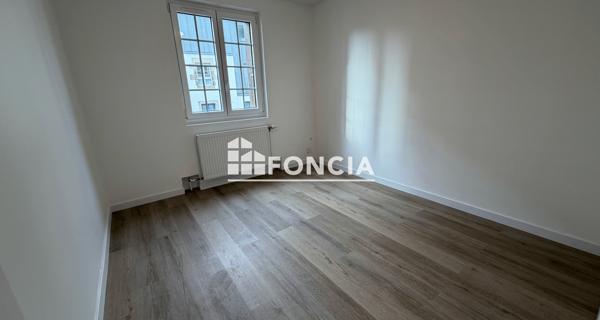Location Appartement 3 pièces 59.91 m² - Douarnenez 29100