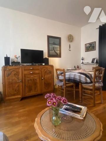 APPARTEMENT 2 CHAMBRES + GARAGE 