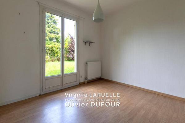 Maison plain-pied 3 chambres véranda abri de jardin et garage