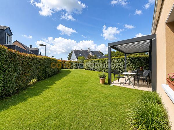 Vente
                Maison62,2 m² - 3 Pièces -
                    HONFLEUR (14600)