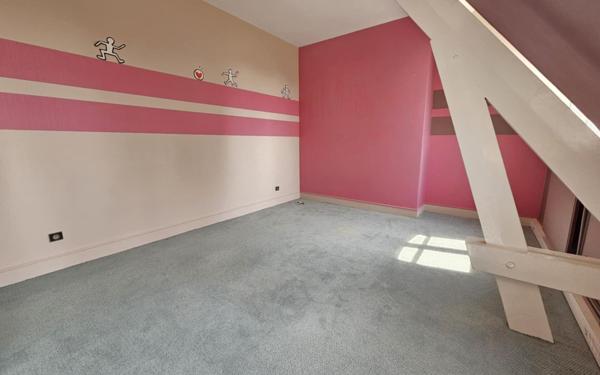 Maison à vendre    9 pièces •  Soisy-sur-Seine