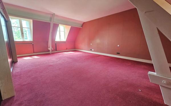 Maison à vendre    9 pièces •  Soisy-sur-Seine