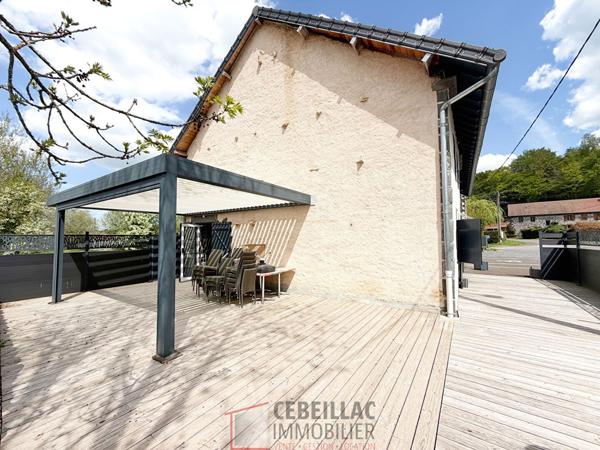 Immeuble 6 pièces de 260 m2
