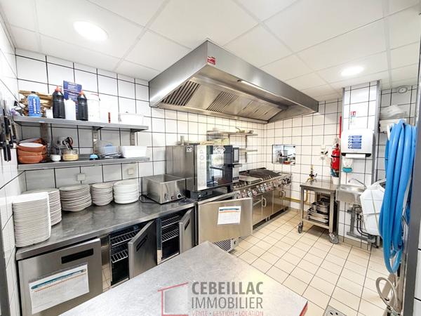 Immeuble 6 pièces de 260 m2