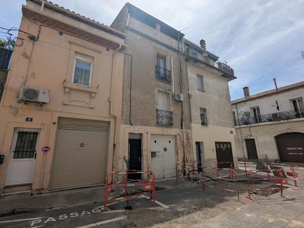 BEZIERS - Immeuble de 2 appartements et garage