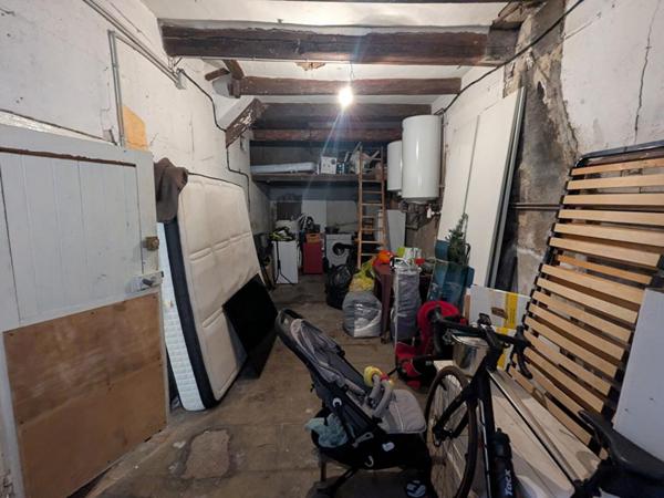 BEZIERS - Immeuble de 2 appartements et garage