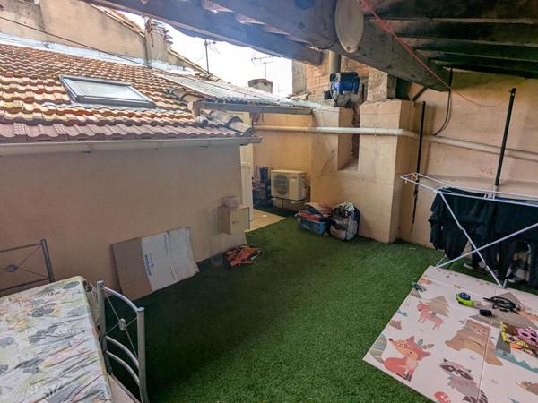 BEZIERS - Immeuble de 2 appartements et garage