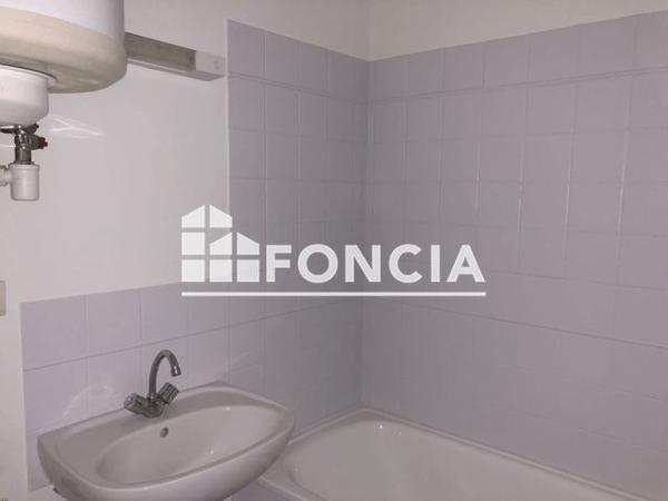 Location Studio 30.1 m² - 21 RUE ALEXANDRE FATTON Amiens 80000