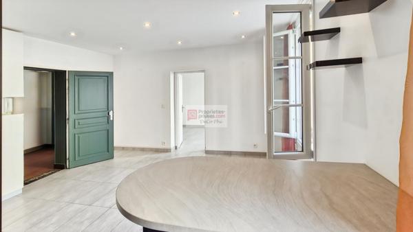 Appartement  2 pièces  37 m2  Le Chesnay