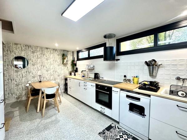 LA BAULE- APPARTEMENT DE 78M2- JARDIN 430M2-PROCHE COMMERCES ET PLAGES À PIED DE PORNICHET- GRANDE CAVE